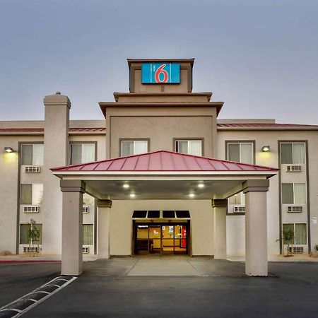Motel 6-Hesperia, Ca - West Main Street I-15 Exterior foto