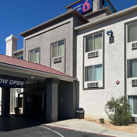 Motel 6-Hesperia, Ca - West Main Street I-15 Exterior foto