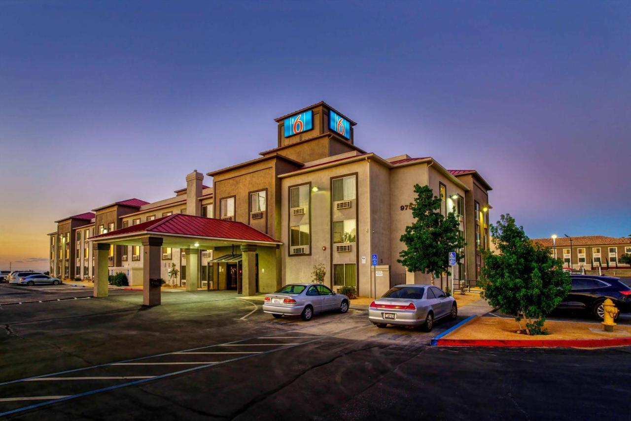 Motel 6-Hesperia, Ca - West Main Street I-15 Exterior foto